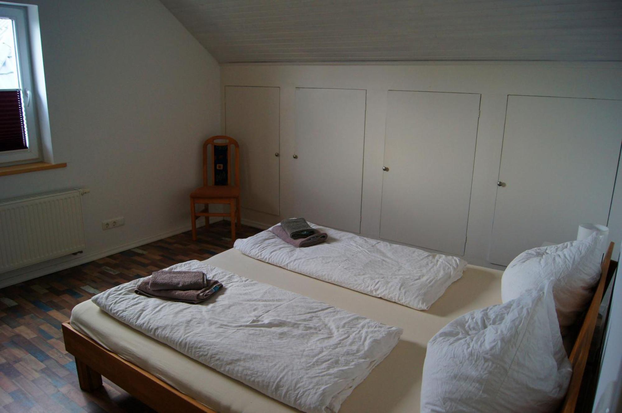 โนบิส ครุก Hotel Gross Sarau ภายนอก รูปภาพ